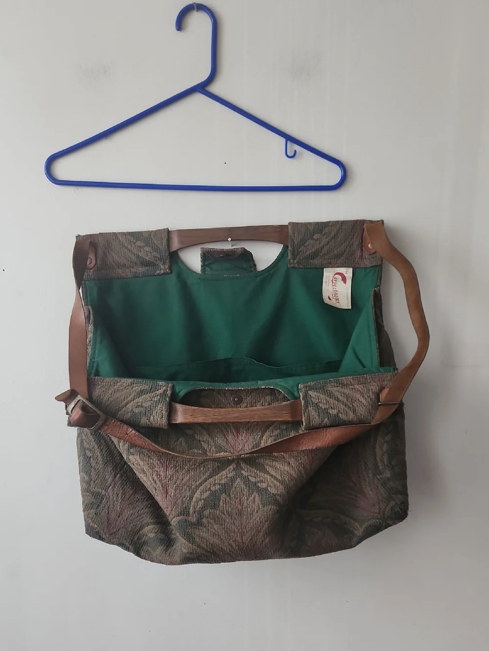 Tapestry Pattern Messenger Bag with Green Interior - Picture 1 of 15